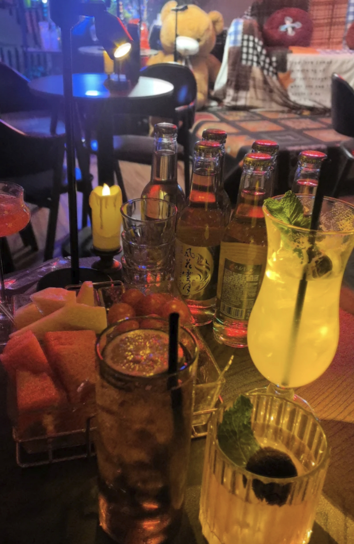 葡萄美酒月光杯