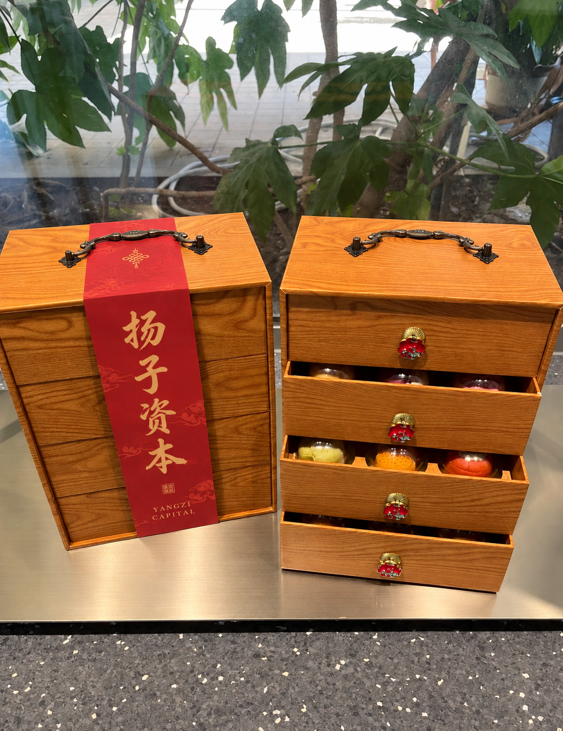 扬子确实是一个人性化的团队，每逢过节都能收到礼物，很精美，很用心，谢谢