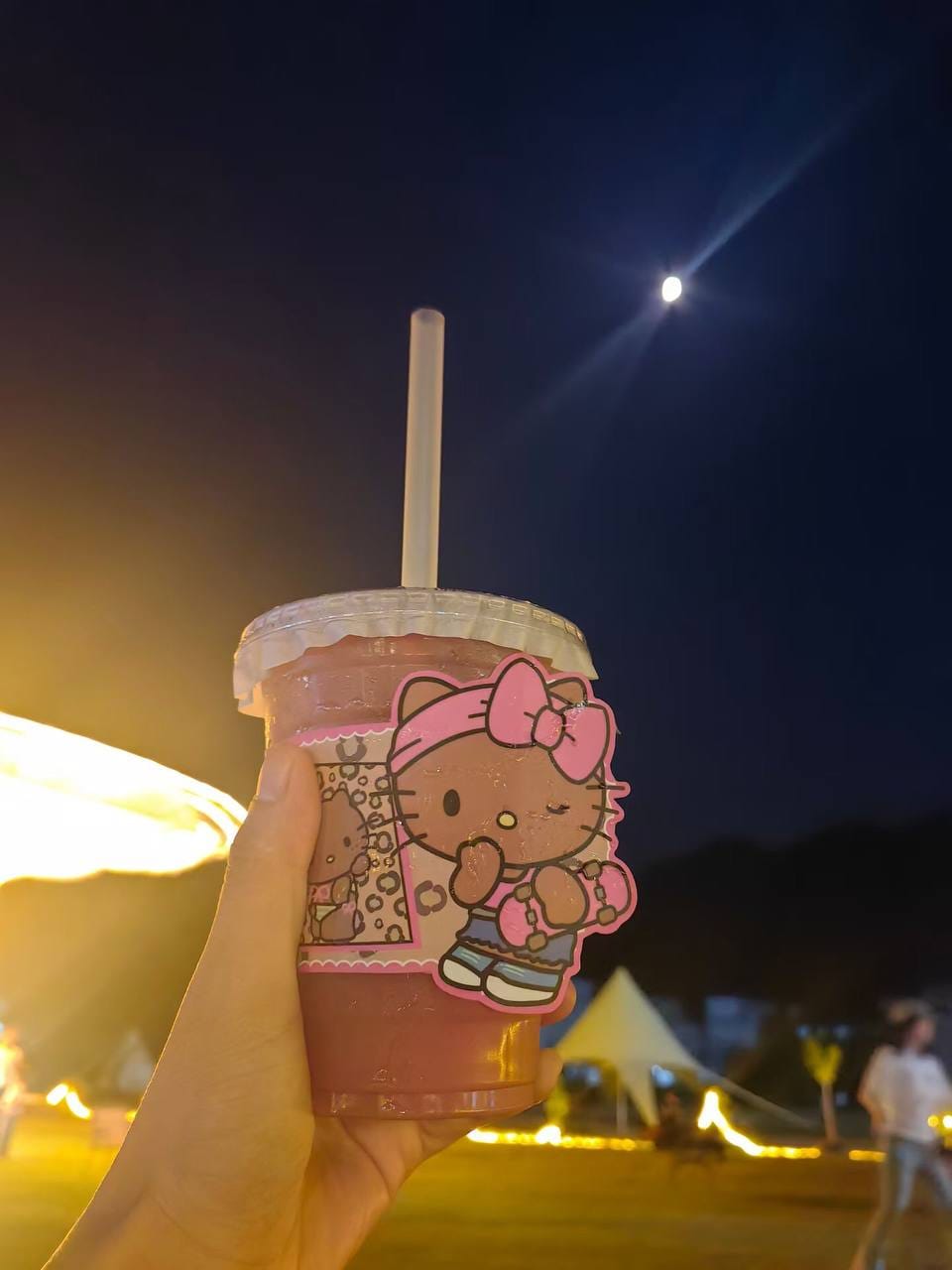 假期的奶茶就是不一样，感觉都比平时甜😂